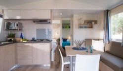 Mobil-Home Méditerranée 4 personnes Mobil-Home Méditerranée 4 personnes