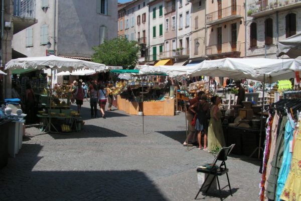 Le marché des Vans Ardèche