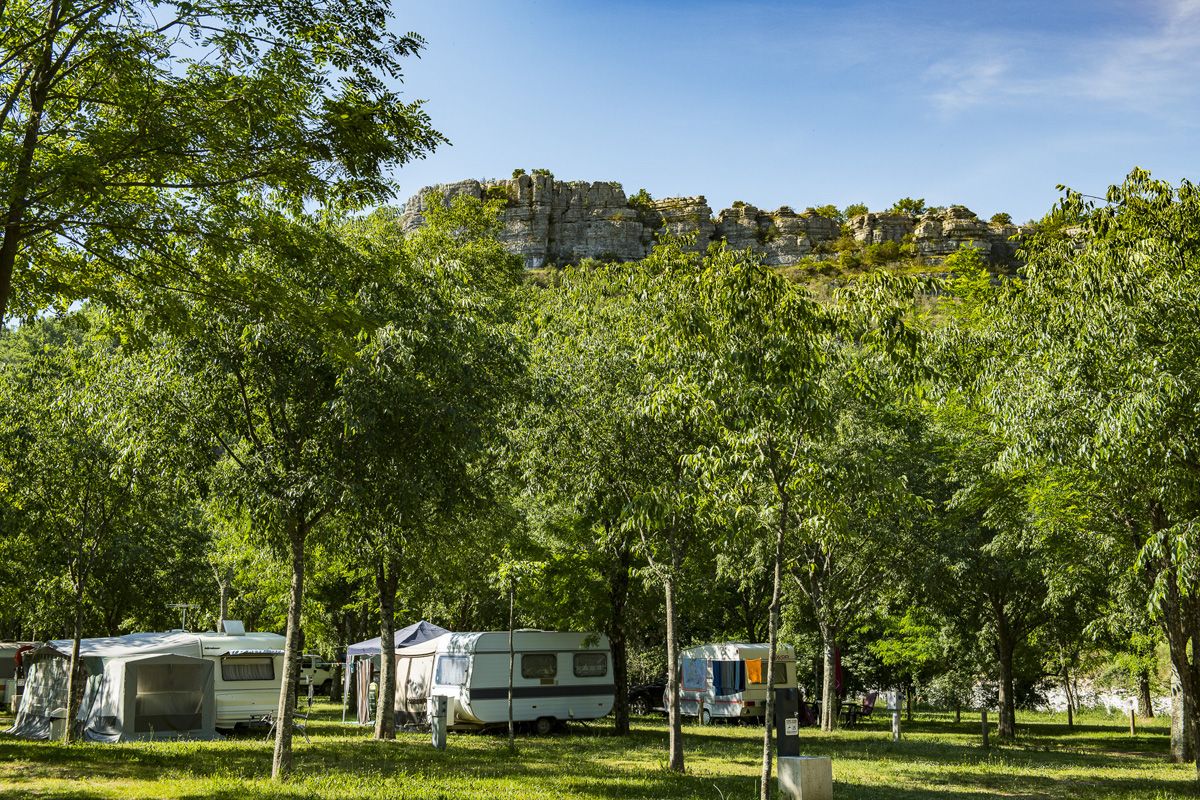 Camping à Rosière dans les gorges de la Baume