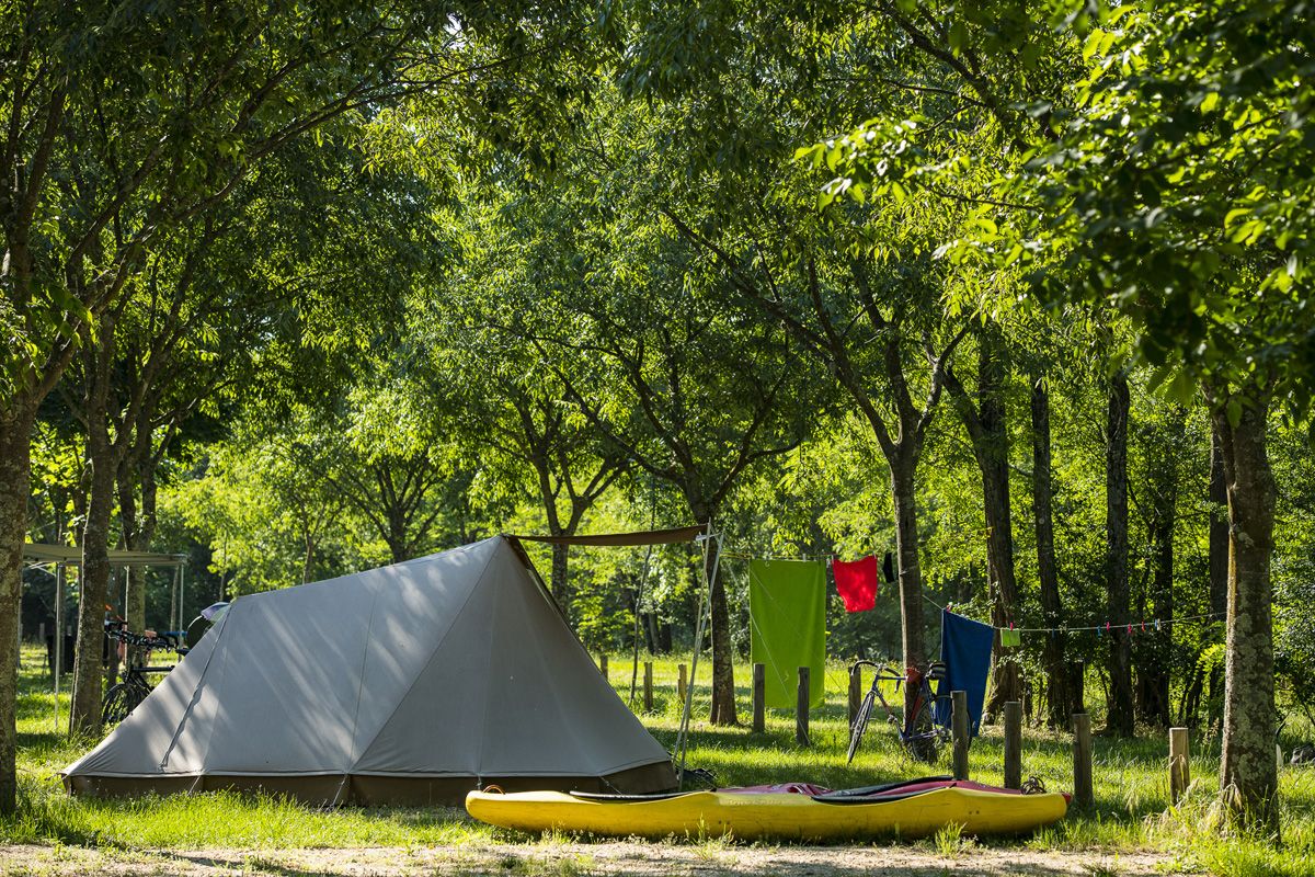 Camping en Ardèche en bord de rivière